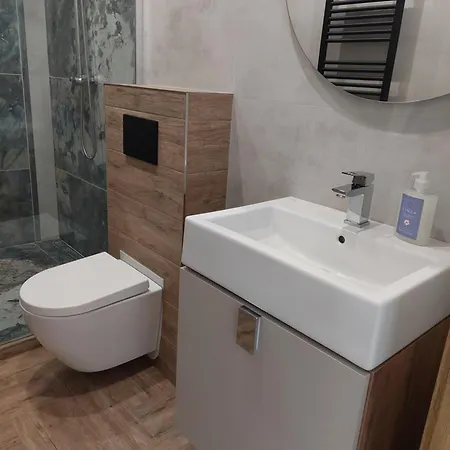 Marine Apartment *