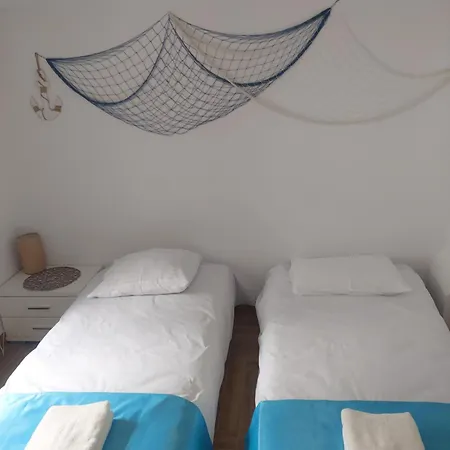 Marine Apartment *
